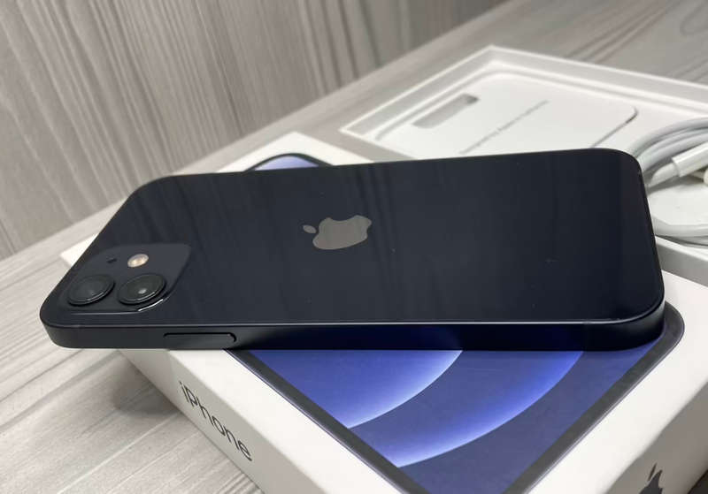 Apple iPhone 12 64GB