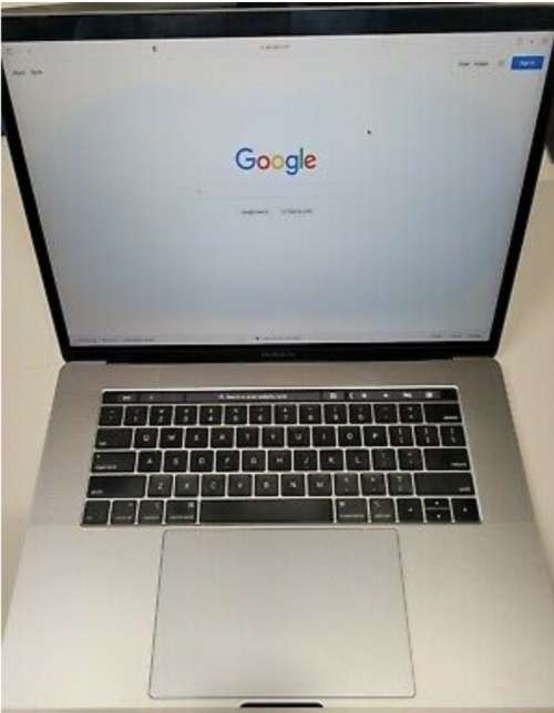Apple MacBook Pro 15 (512GB SSD, Intel Core i7 2.6 GHz, 16GB) Laptop