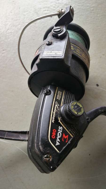 TWO Shakespeare Sigma 080 2000 Series reels and tackle box