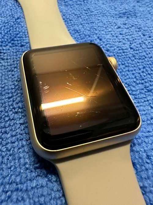Apple Watch Sport 42mm Gold + Cover