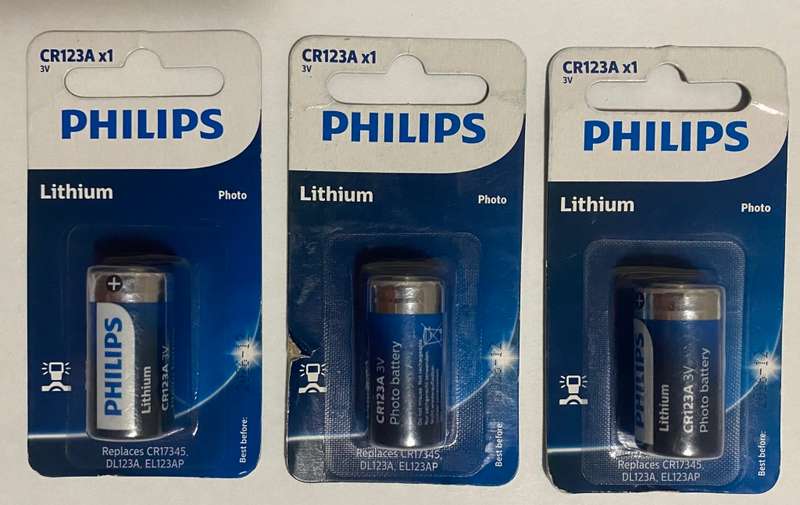 3 X PHILIPS LITHIUM BATTERIES CR123A 3V