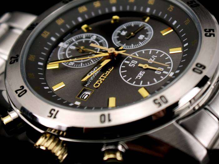 SEIKO Chronograph Tachymeter Gents Quartz Watch(MUST HAVE SEIKO!!)