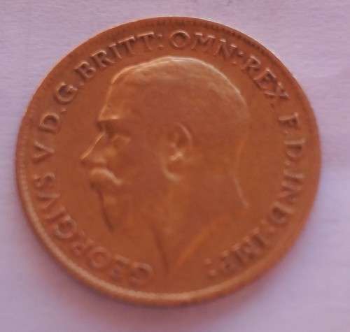 1914 GOLD Half SOVEREIGN..