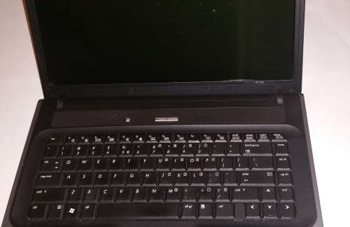 HP 530 LAPTOP