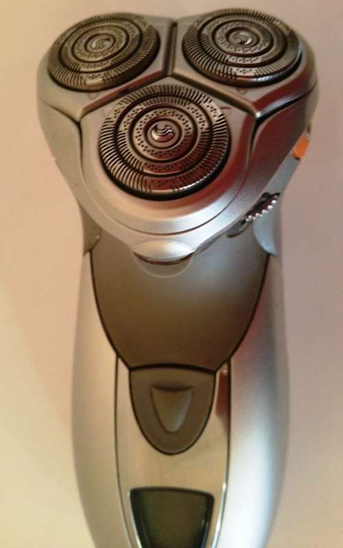 PHILIPS PHILISHAVE SMARTTOUCH-XL FOR SPARES OR REPAIRS - NOT WORKING