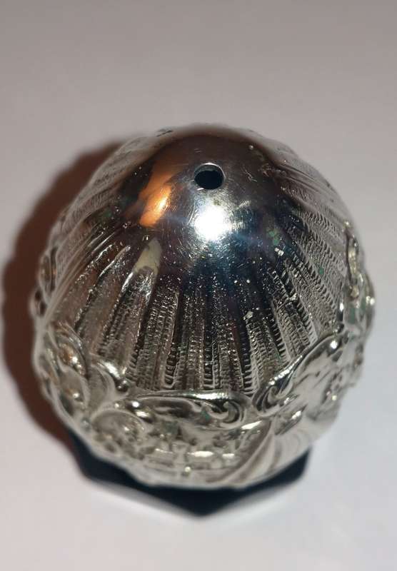 CRUET SALT AND PEPPER - SILVER PLATE AND INTRICATE DETAIL
