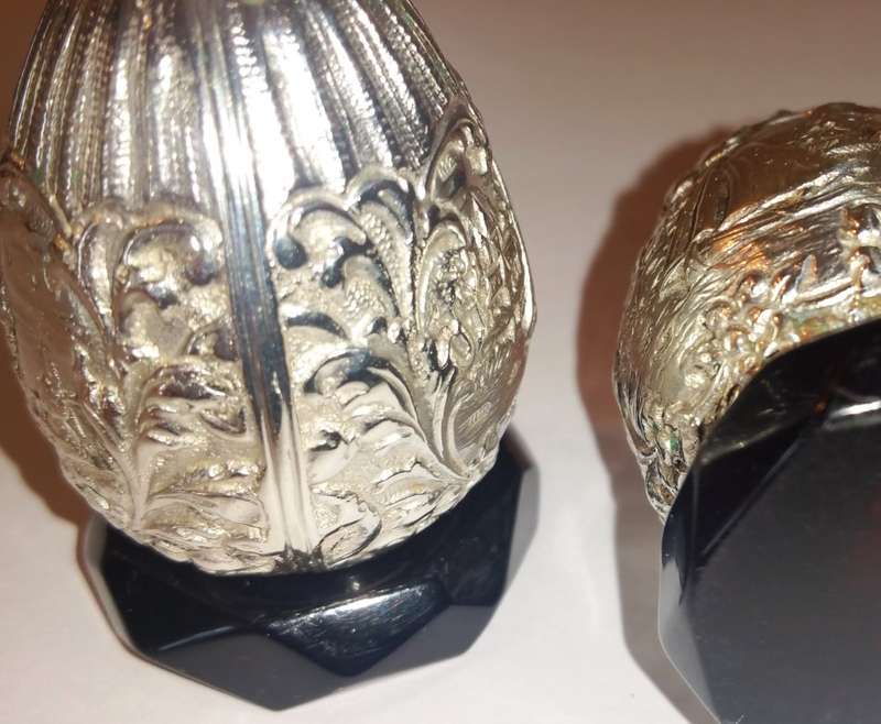 CRUET SALT AND PEPPER - SILVER PLATE AND INTRICATE DETAIL