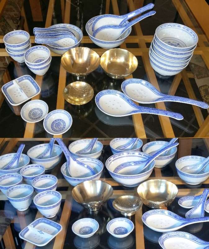 CHINESE DINNER/DINING SERVICE HUGE COLLECTION OF PIECES: RICE PATTERN AND BRASS