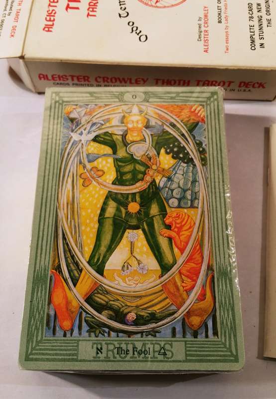 ALEISTER CROWLEY THOTH TAROT DECK ~ ORDO TEMPLI ORIENTIS