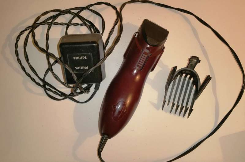 PHILIPS PHILISHAVE C241 ~ Partially Functional Requires Service Repair