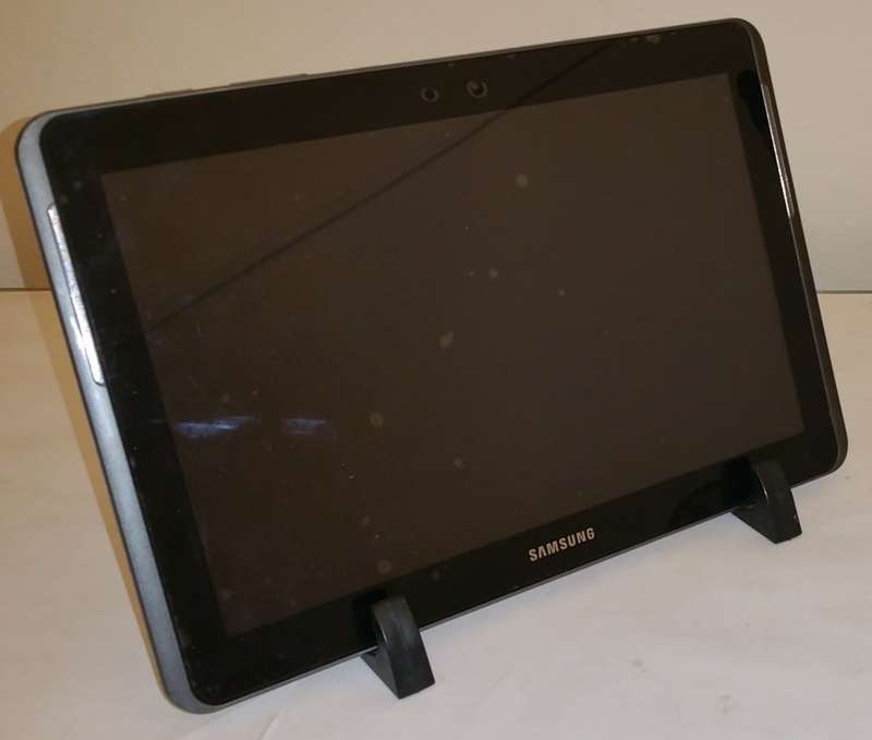 SAMSUNG GALAXY TAB 2 10.1 [32GB] & PERIPHERALS [TAB NOT WORKING: REPAIR ~ PARTS]