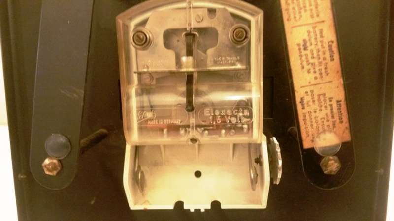 SCHATZ ELEXACTA ELECTROMAGNETIC PENDULUM WALL-CLOCK