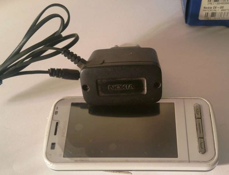 NOKIA C6 MOBILE PHONE