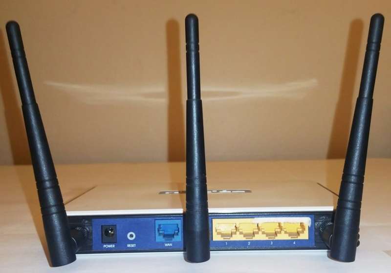 TP-LINK 300Mbps ADVANCED WIRELESS N ROUTER [TL-WR941ND]