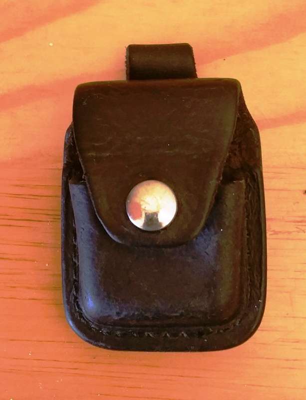 LEATHER ZIPPO POUCH