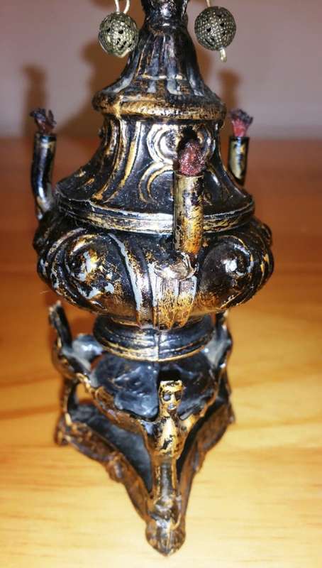 ANTIQUATED OIL LAMP ~ MEDIEVAL GOTHIC
