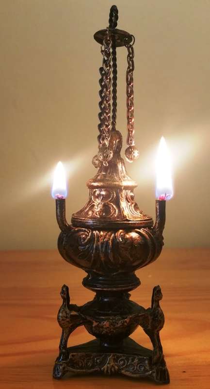 ANTIQUATED OIL LAMP ~ MEDIEVAL GOTHIC