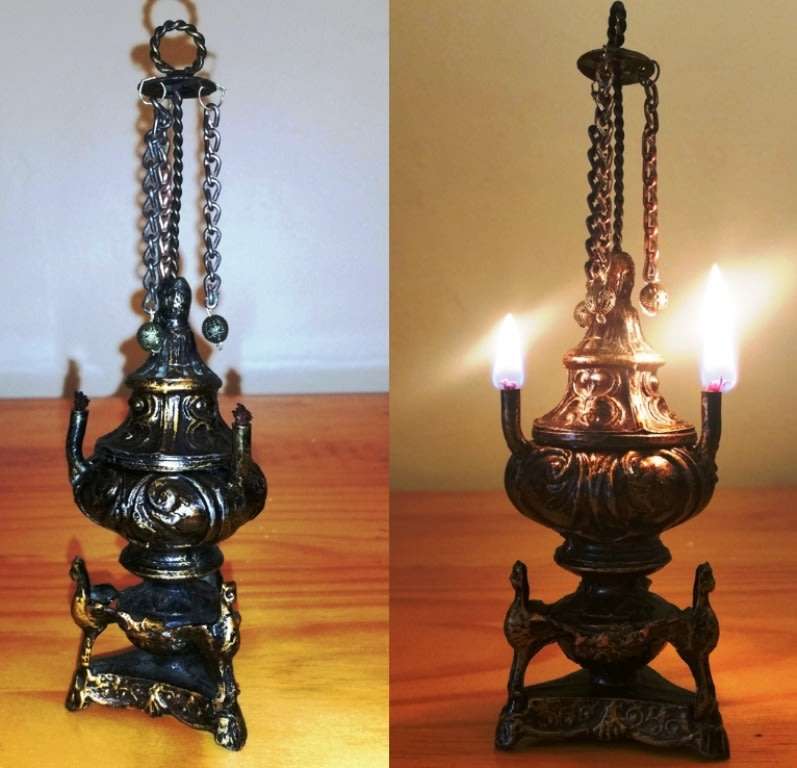 ANTIQUATED OIL LAMP ~ MEDIEVAL GOTHIC