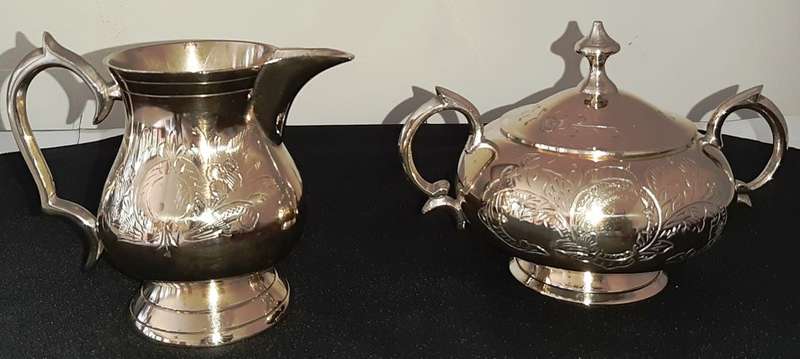 VICTORIAN-STYLED 5-PIECE TEA & COFFEE SET WITH SPIRIT KETTLE WATER WARMER - BRASS & PLATED ON BRASS