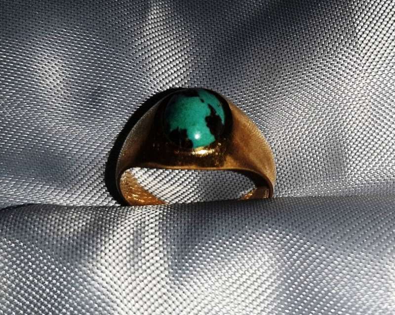 TURQUOISE SIGNET RING IN 18CT GOLD