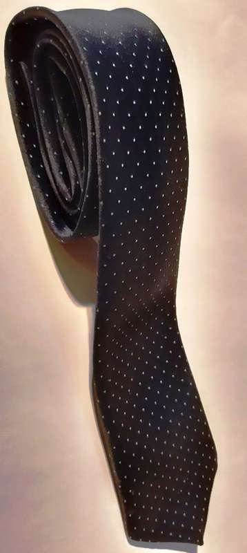 DOTTED DARK NAVY BLUE TIE