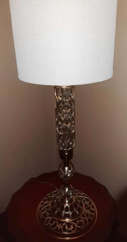 SOLID BRASS TALL TABLE LAMP WITH MEANDERING FILIGREE & WHITE SHADE