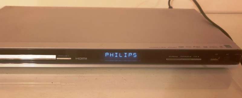 PHILIPS DVD PLAYER ~ DVP5986K