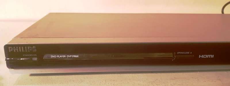 PHILIPS DVD PLAYER ~ DVP5986K