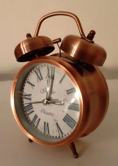TWIN BELL ALARM CLOCK ~ COPPER-BRASS