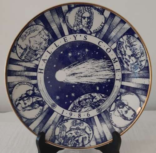 HALLEYS COMET COMMEMORATIVE PLATE ~ 1986 ~ HERITAGE PORCELAIN