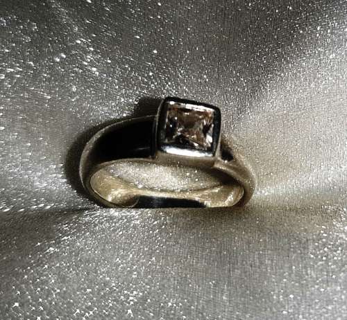 STERLING SILVER ENGAGEMENT-STYLE DESIGNER RING SET WITH ONE CUBIC ZIRCONIA