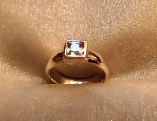 STERLING SILVER ENGAGEMENT-STYLE DESIGNER RING SET WITH ONE CUBIC ZIRCONIA