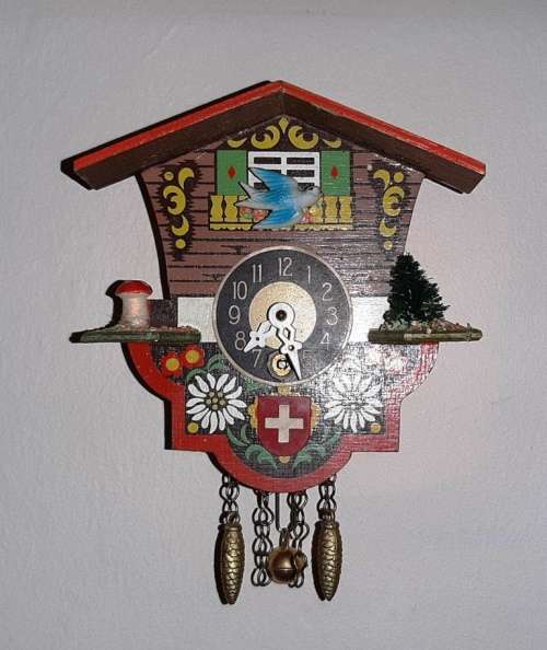 MINIATURE NOVELTY CUCKOO CLOCK (CHALET) ~ 1-DAY, MECHANICAL [B]
