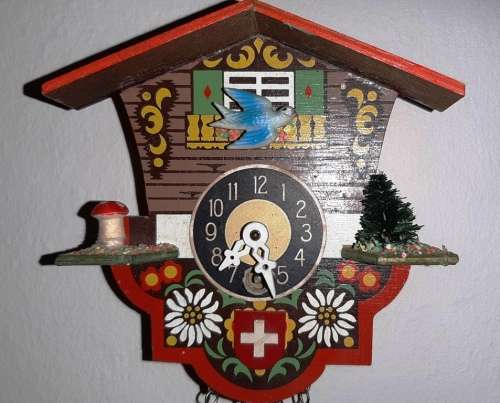 MINIATURE NOVELTY CUCKOO CLOCK (CHALET) ~ 1-DAY, MECHANICAL [B]