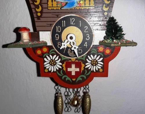 MINIATURE NOVELTY CUCKOO CLOCK (CHALET) ~ 1-DAY, MECHANICAL [B]