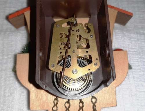 MINIATURE NOVELTY CUCKOO CLOCK (CHALET) ~ 1-DAY, MECHANICAL [B]