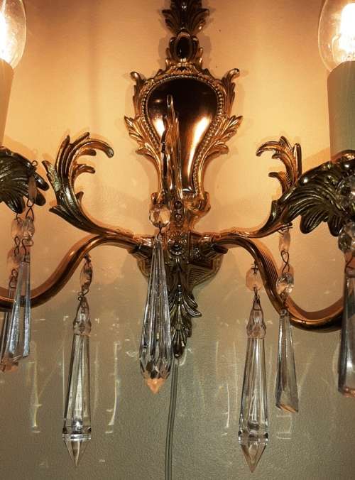 WALL SCONCE ~ BRASS, CLEAR CRYSTAL PENDANTS AND CANDLE SLEEVES