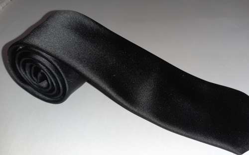 BLACK MENS TIE WITH SHEEN