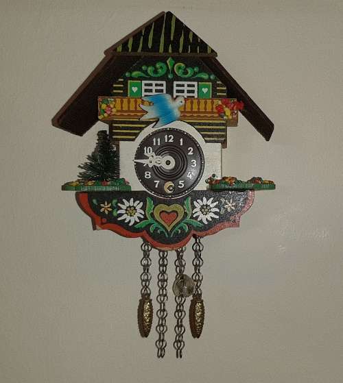 MINIATURE NOVELTY CUCKOO CLOCK (CHALET) ~ 1-DAY, MECHANICAL