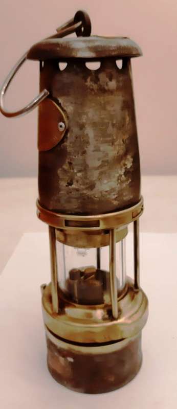 VICTOR KENT WOLF SAFETY LAMP