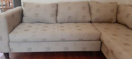 L-SHAPE CORNER COUCH WITH MULTI-FUNCTIONAL ADAPTABILITY