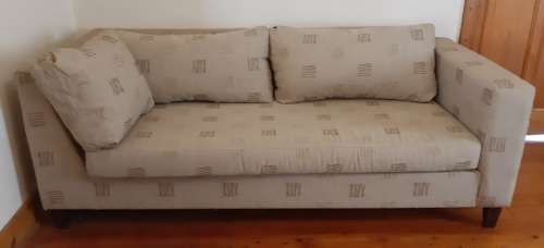 L-SHAPE CORNER COUCH WITH MULTI-FUNCTIONAL ADAPTABILITY