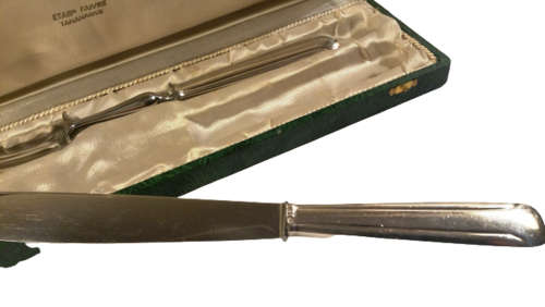 CARVING KNIFE AND FORK SET ~ BOXED