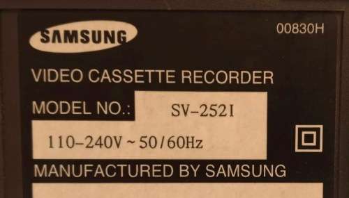 SAMSUNG VCR ~ MODEL: SV252I