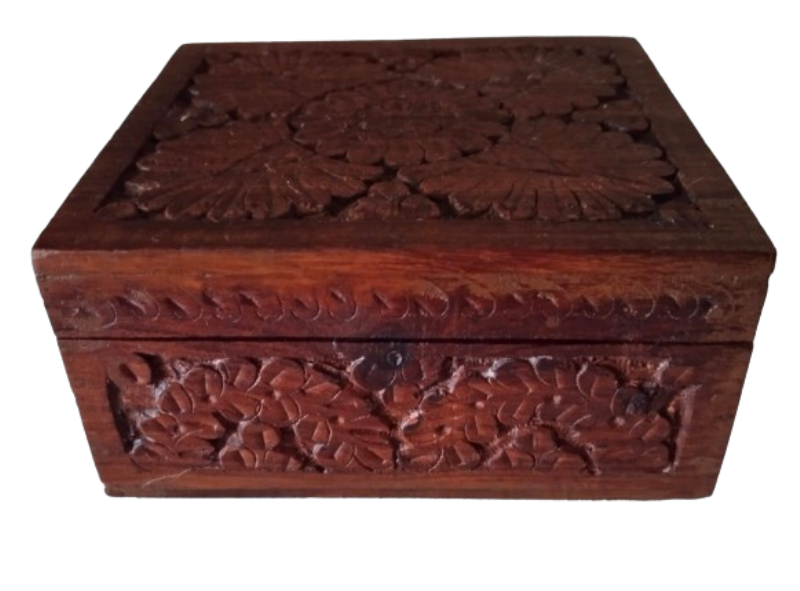 VINTAGE SOLID WOOD WILLEM II SENORITAS DELUXE CIGAR BOX ATTIC FIND