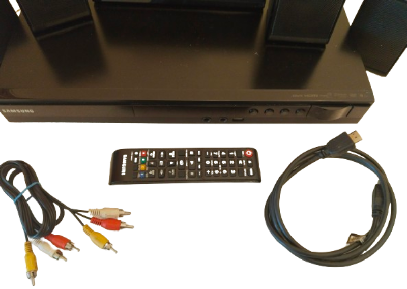 SAMSUNG HT-E350K SURROUND & STEREO DVD CD KARAOKE FM-RADIO USB PLUS