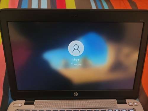 HP EliteBook 820 Great Condition