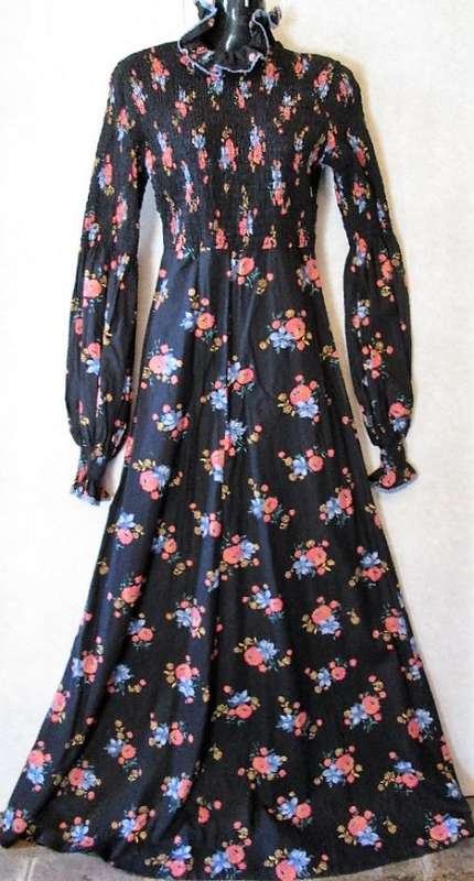 c1970's Vintage Miss Mod Black Floral Patterned Cotton Full Length Dress - Size 30/32 (Chest 78cm)