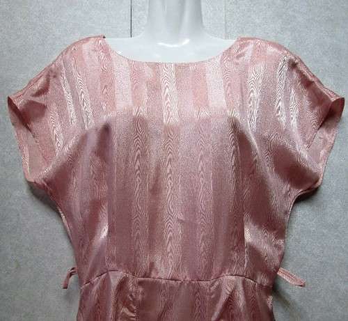 Vintage Silky Peach Evening Dress - Size 36 (No Belt)