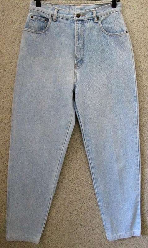Vintage High Waisted Light Blue Denim Jeans - Size 38 (Waist 76cm, Hip 112cm)